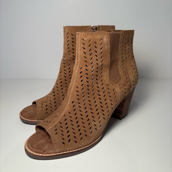 Tom’s “Majorca” suede peep-toe ankle booties wmn’s sz 8 - Picture 1 of 8